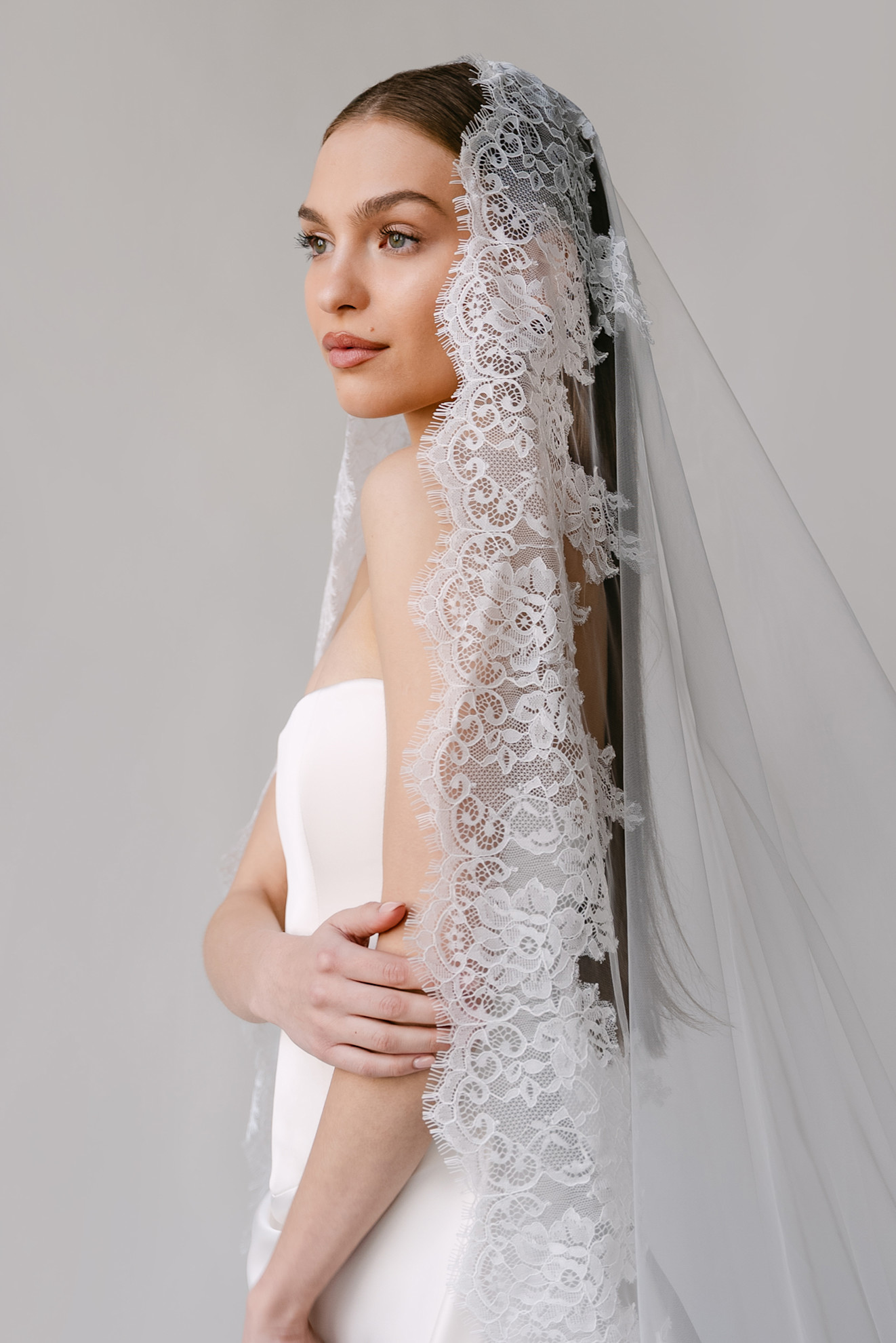 Alyssa Kristin طرحة