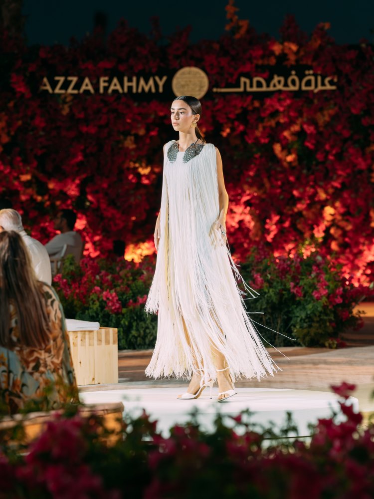 ﺣُﻠﻲّ "ﻋزة ﻓﮭﻣﻲ" ﺗﺿﻲء ﻟﯾل "رﻣﻼ"