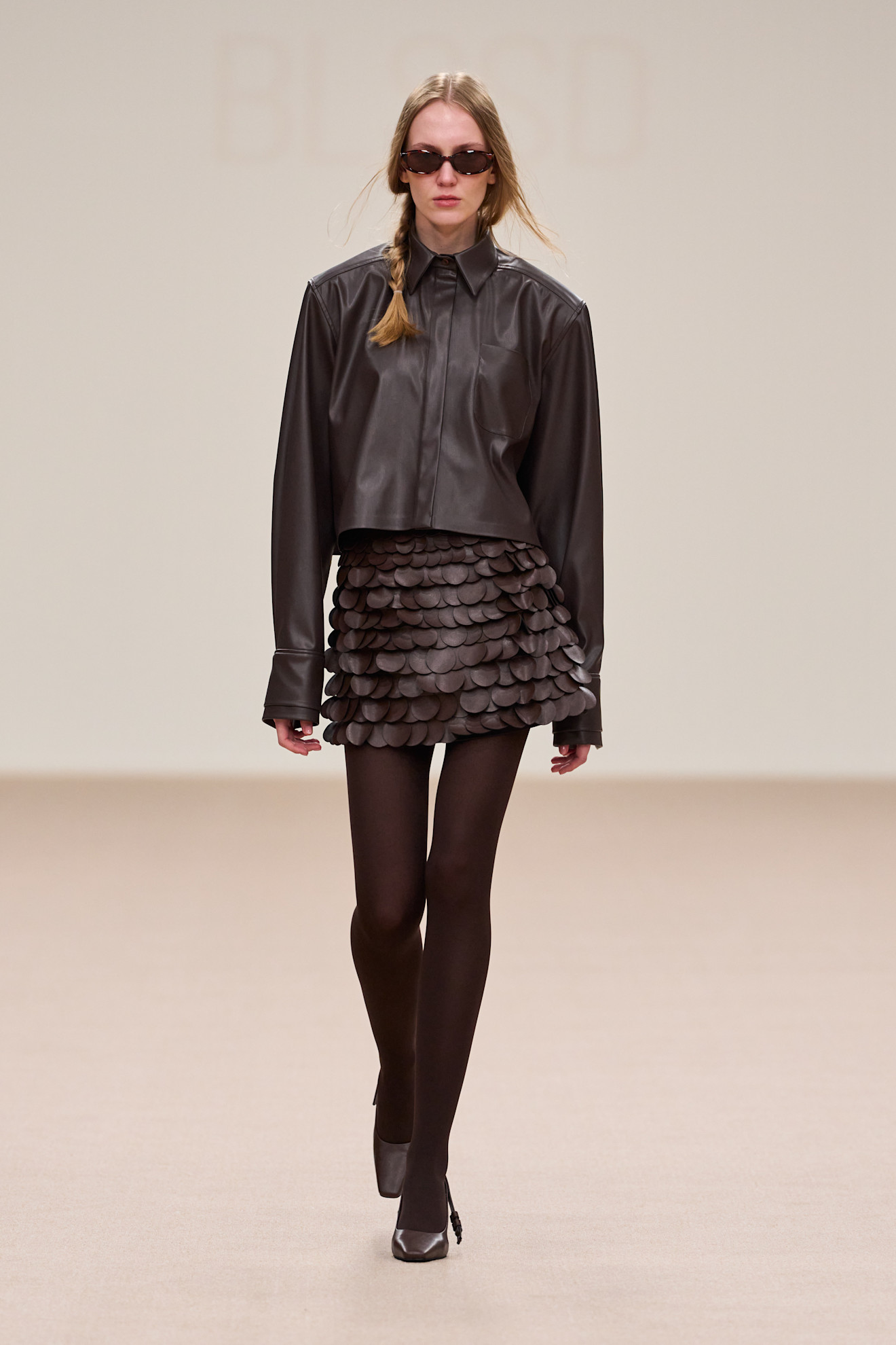 BLSSD تنورة جلد قصيرة بتصميم مميز من