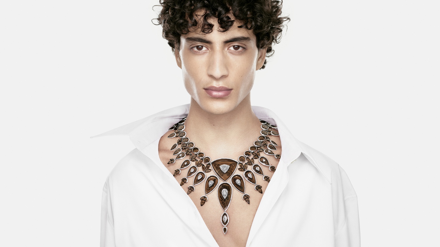 قلادة BOUCHERON - HUMAN BEING - QUARTZ FUMÉ