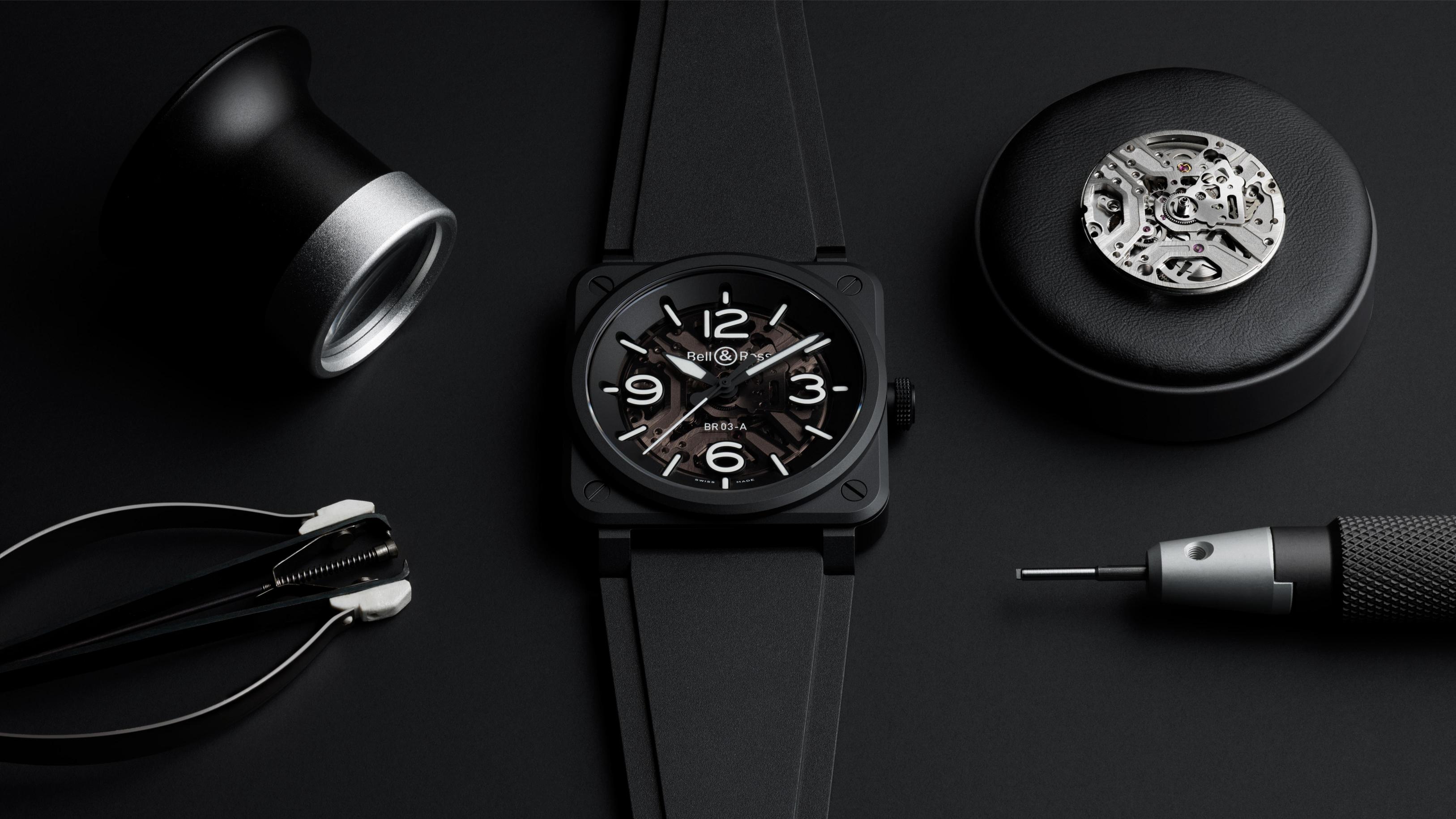 BR-03 Skeleton من Bell & Ross إصدار 2025 يجمع بين الجرأة والبراعة الميكانيكية