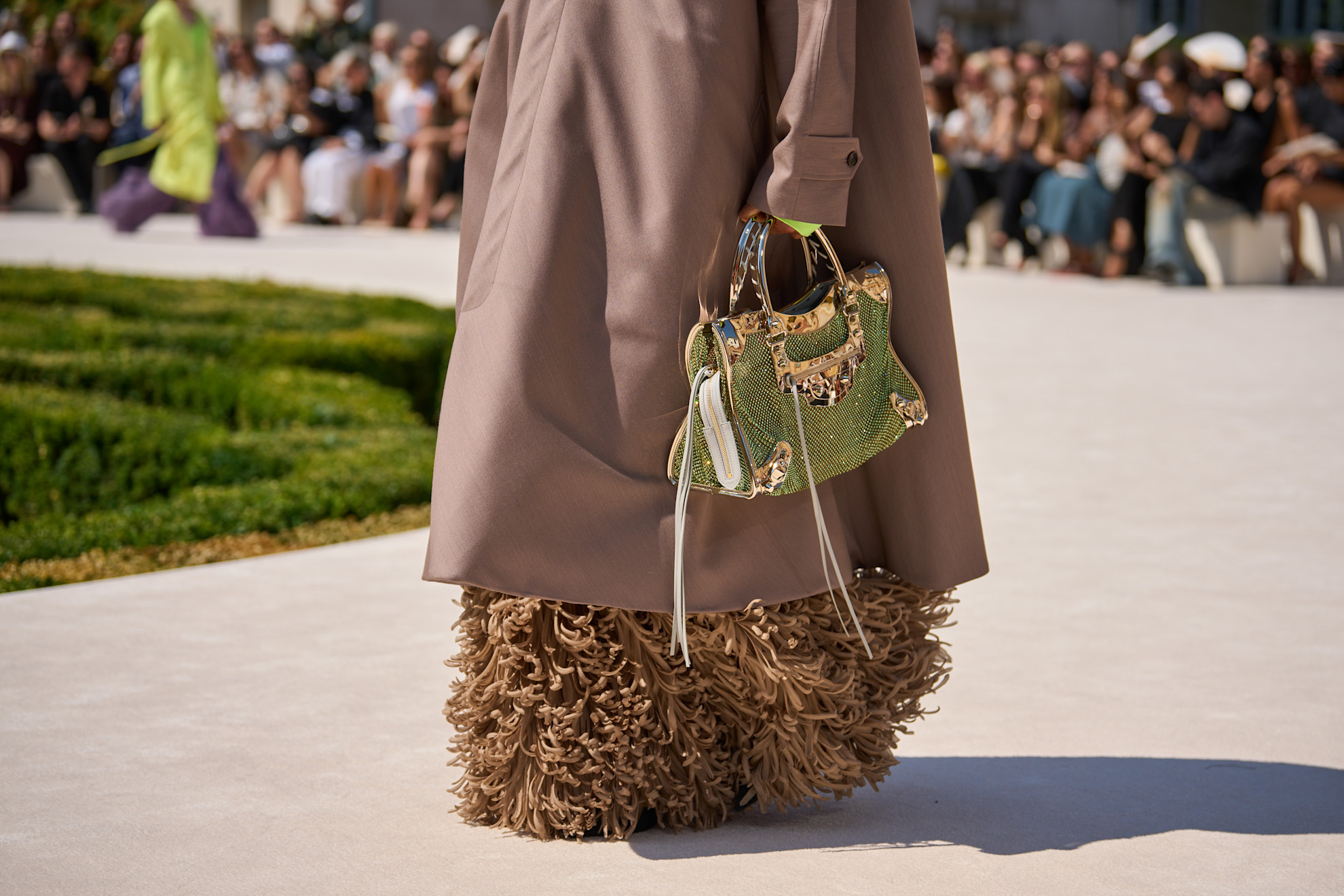 حقيبة ‏Balenciaga City Bag‏ ‏
