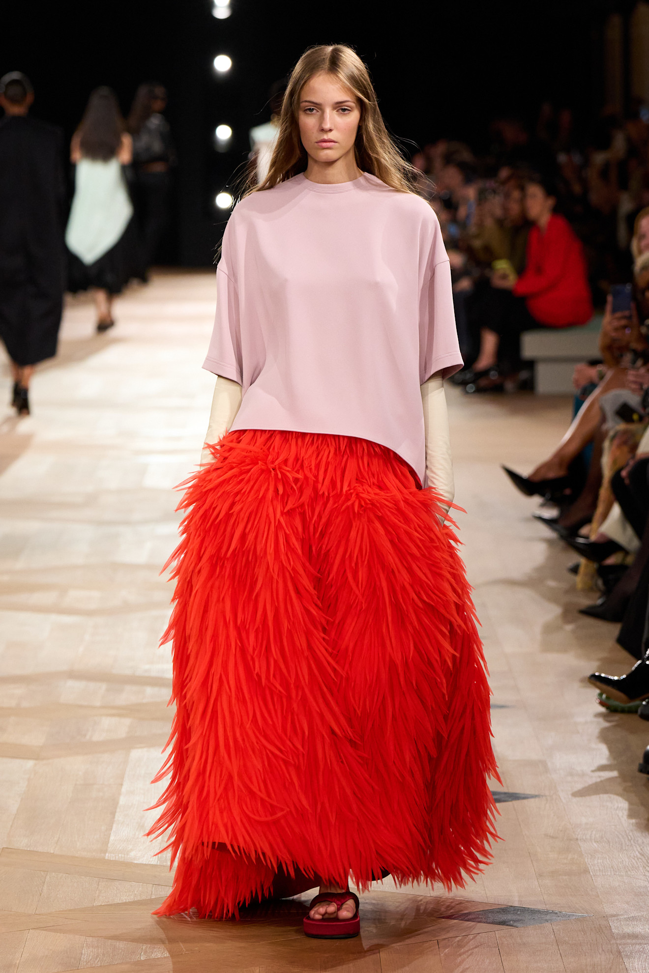 من مجموعة Balenciaga ربيع و صيف 2026 للملابس الجاهزة