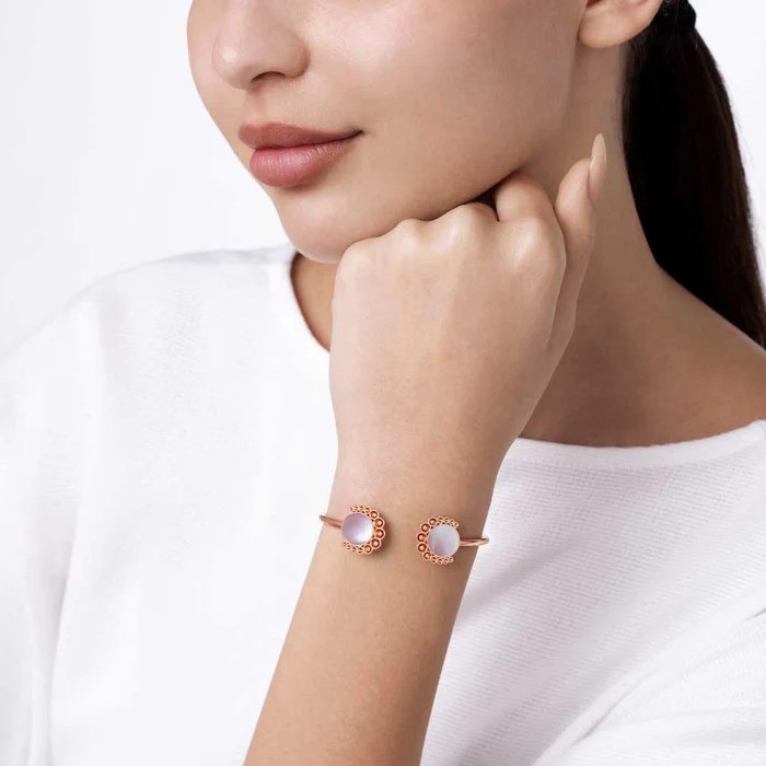 Bint Al Matar Bangle    من  Samra