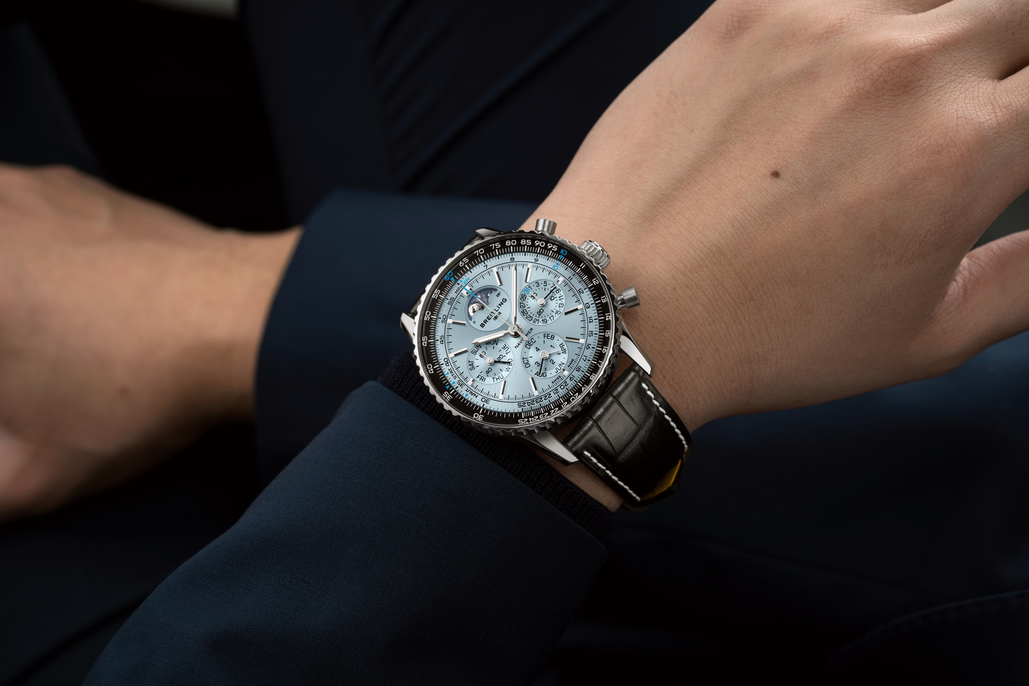 Breitling Navitimer B19 Chronograph 43