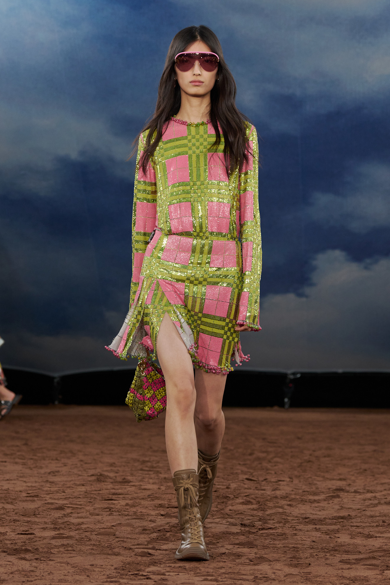 من عرض Burberry‏ ‏