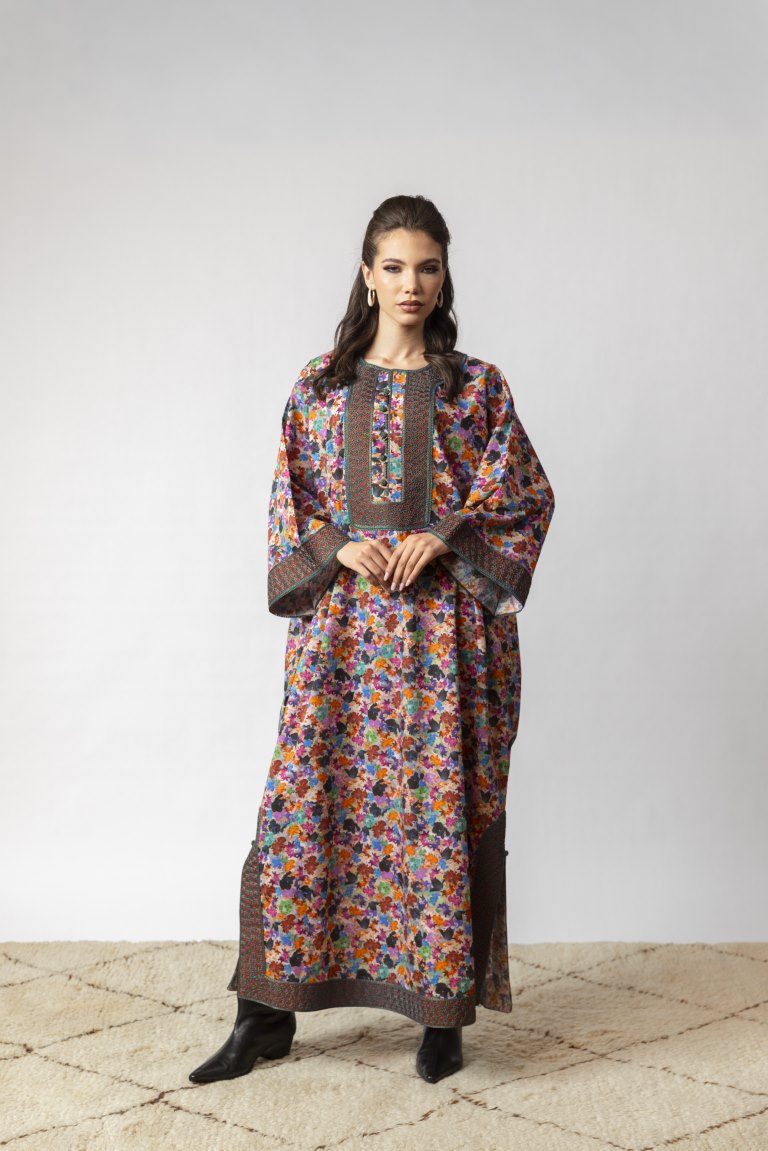 "أصول" ترتقي بمفهوم الحشمة العصرية معيدةً إحياء الموضة المستوحاة من الفنون الحِرفية