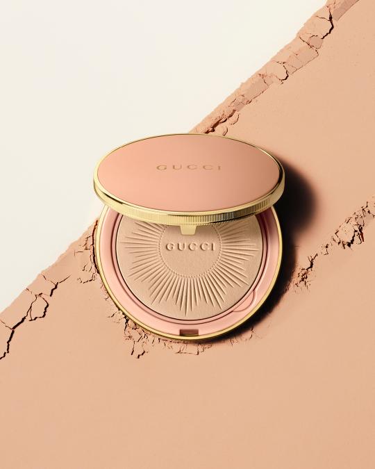 البودرة الخالية من اللمعان الجديدة Gucci Matte Powder