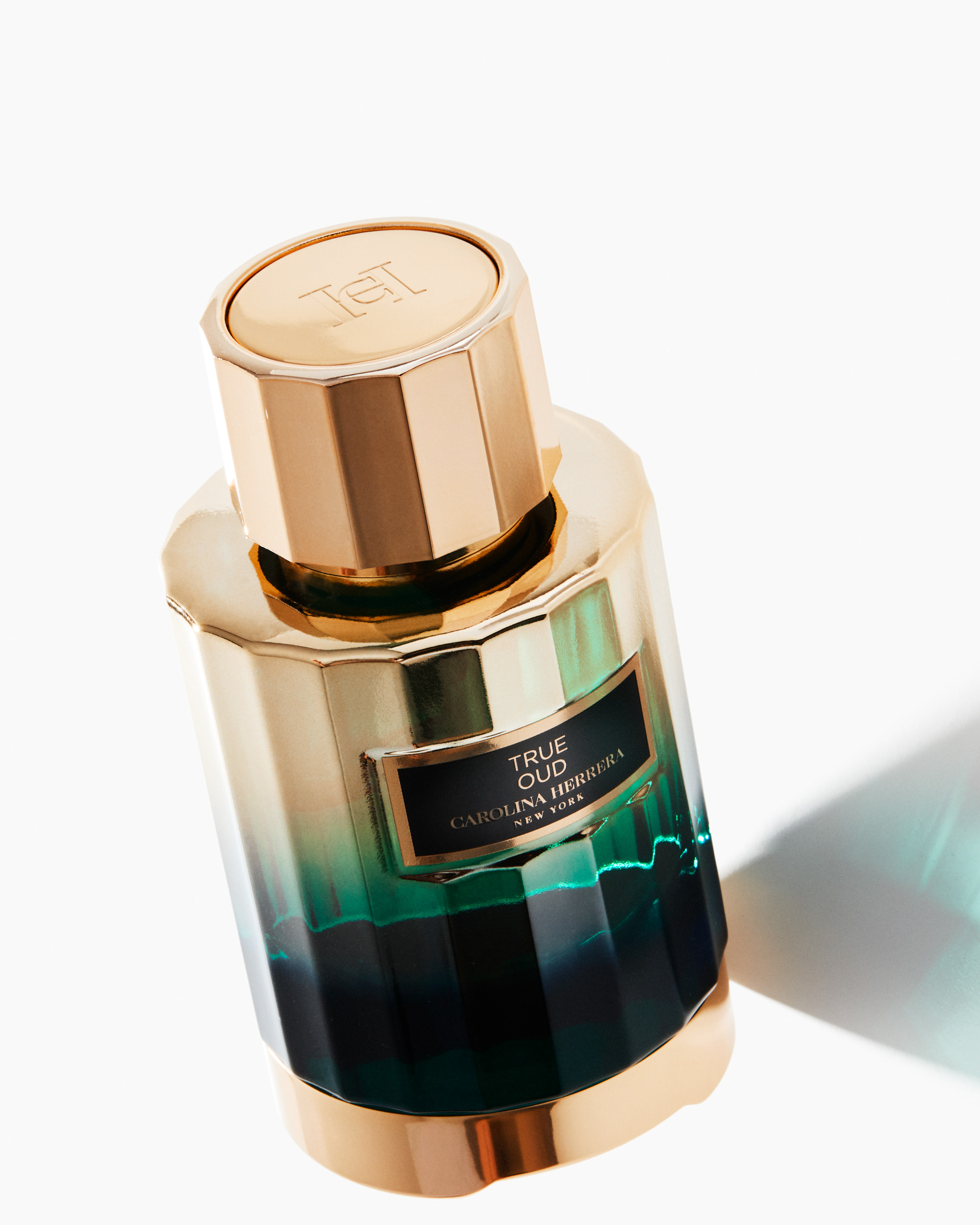 TRUE OUD ينضم لمجموعة HERRERA CONFIDENTIAL