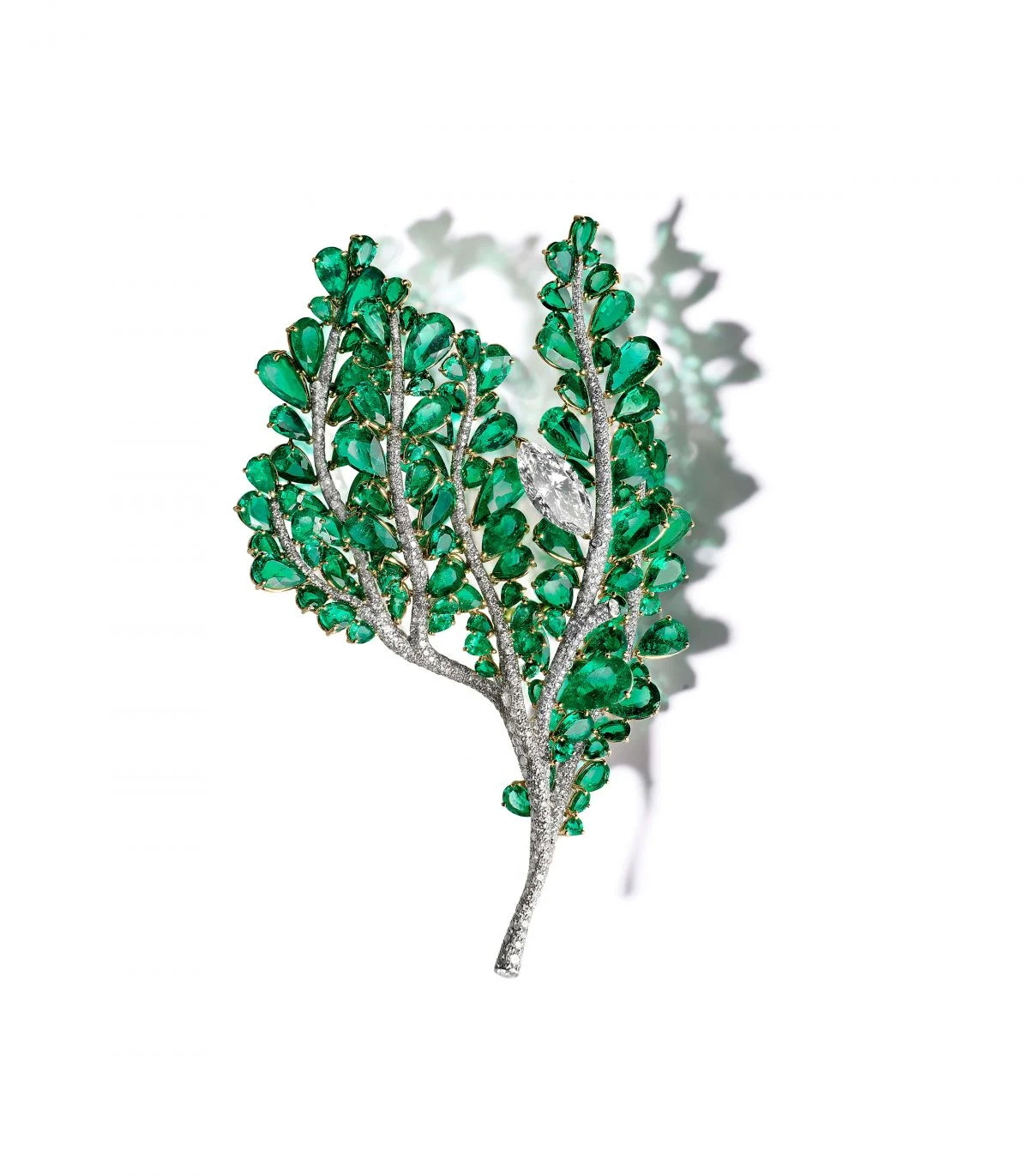 بروش فرع الربيع من مجموعة CINDY CHAO White Label