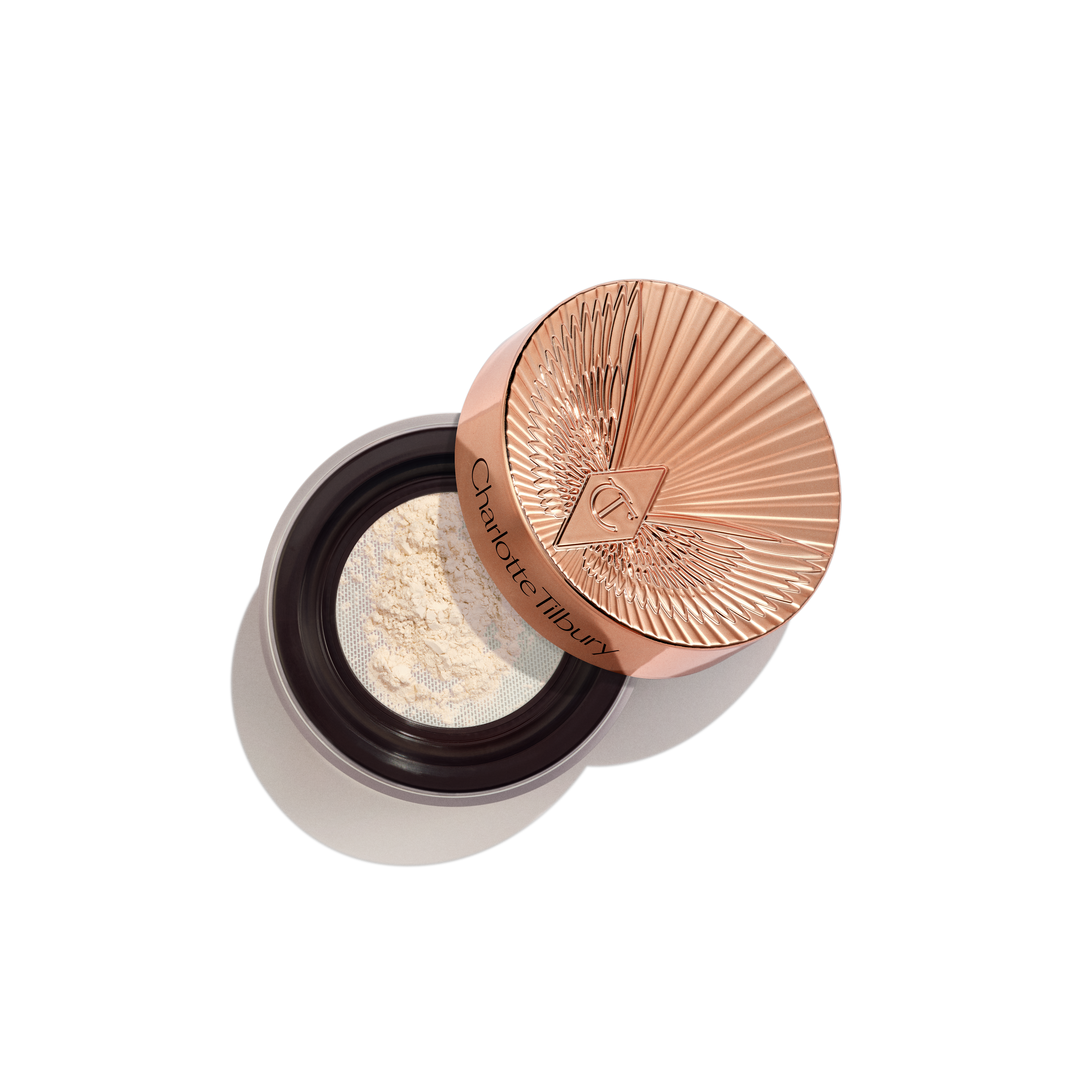 شارلوت تلبوري تطلق Airbrush Flawless الجديدة