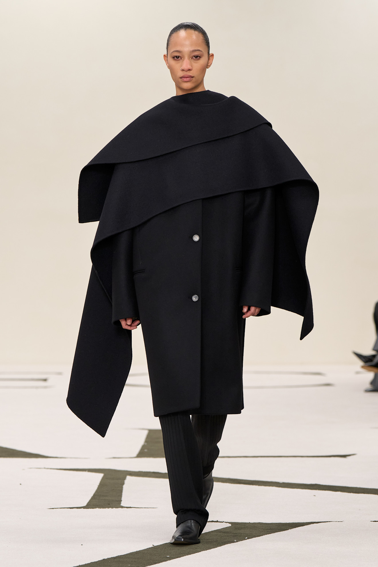 من مجموعة الأزياء الجاهزة Calvin Klein لخريف وشتاء 2025