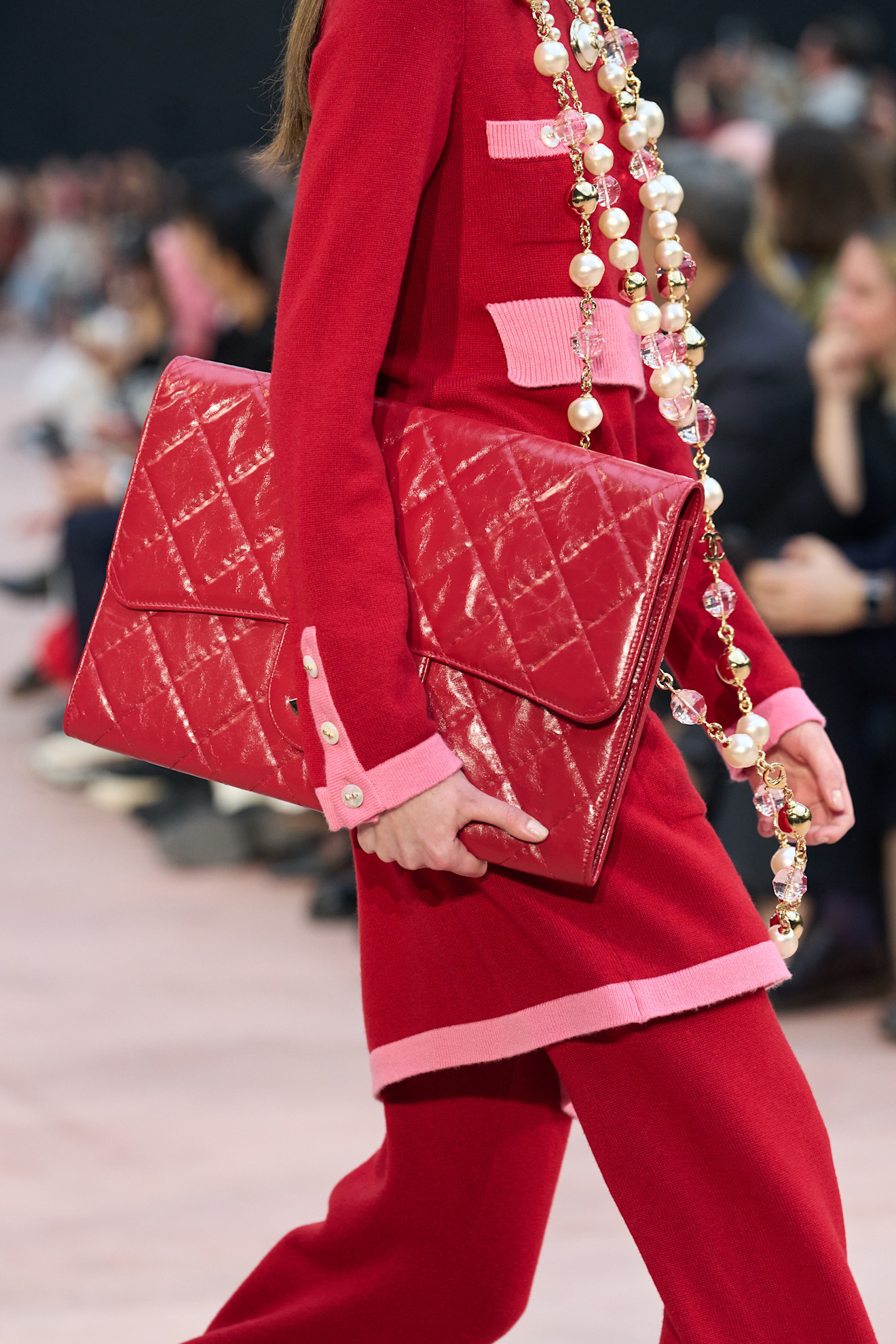 Chanel حقيبة يد كبيرة من