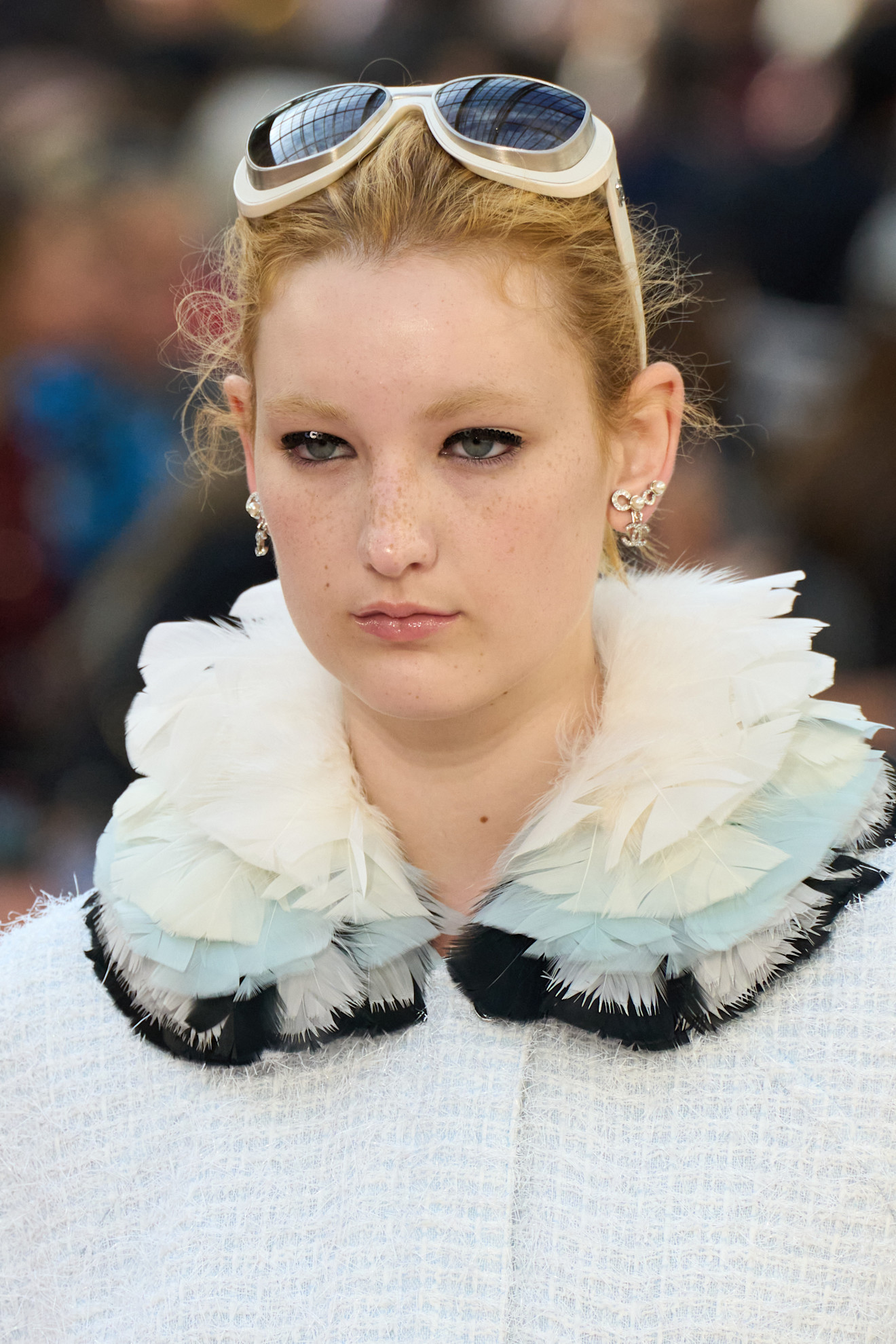Chanel نظارات بيضاء من