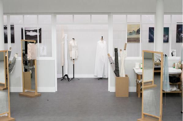 منصة العرض لمجموعة "شانيل" Chanel لخريف وشتاء ٢٠١٦ للأزياء الراقية