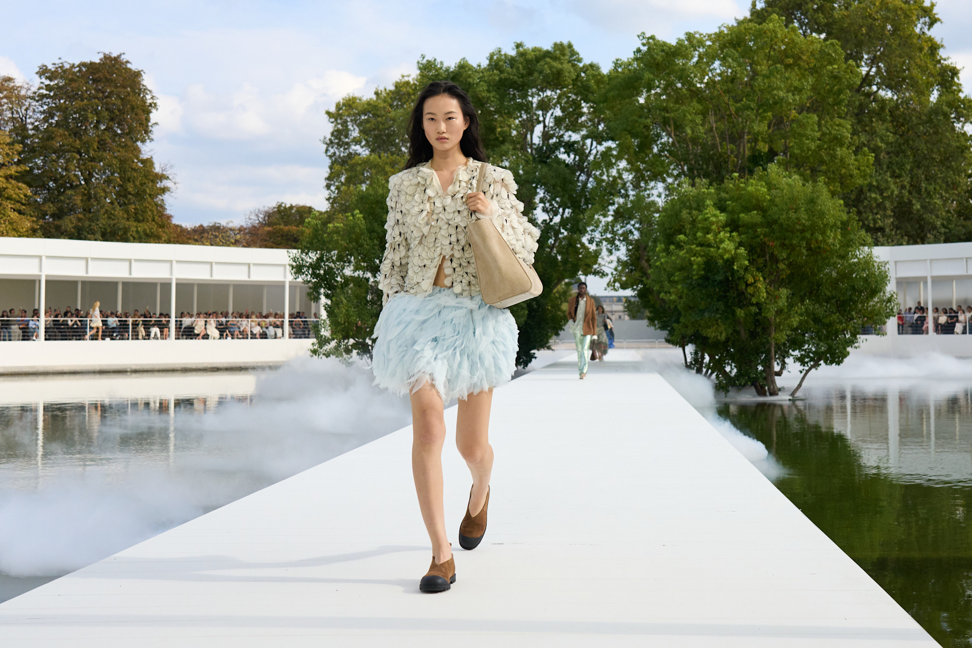 من مجموعة Dior ربيع و صيف 2027 للملابس الجاهزة