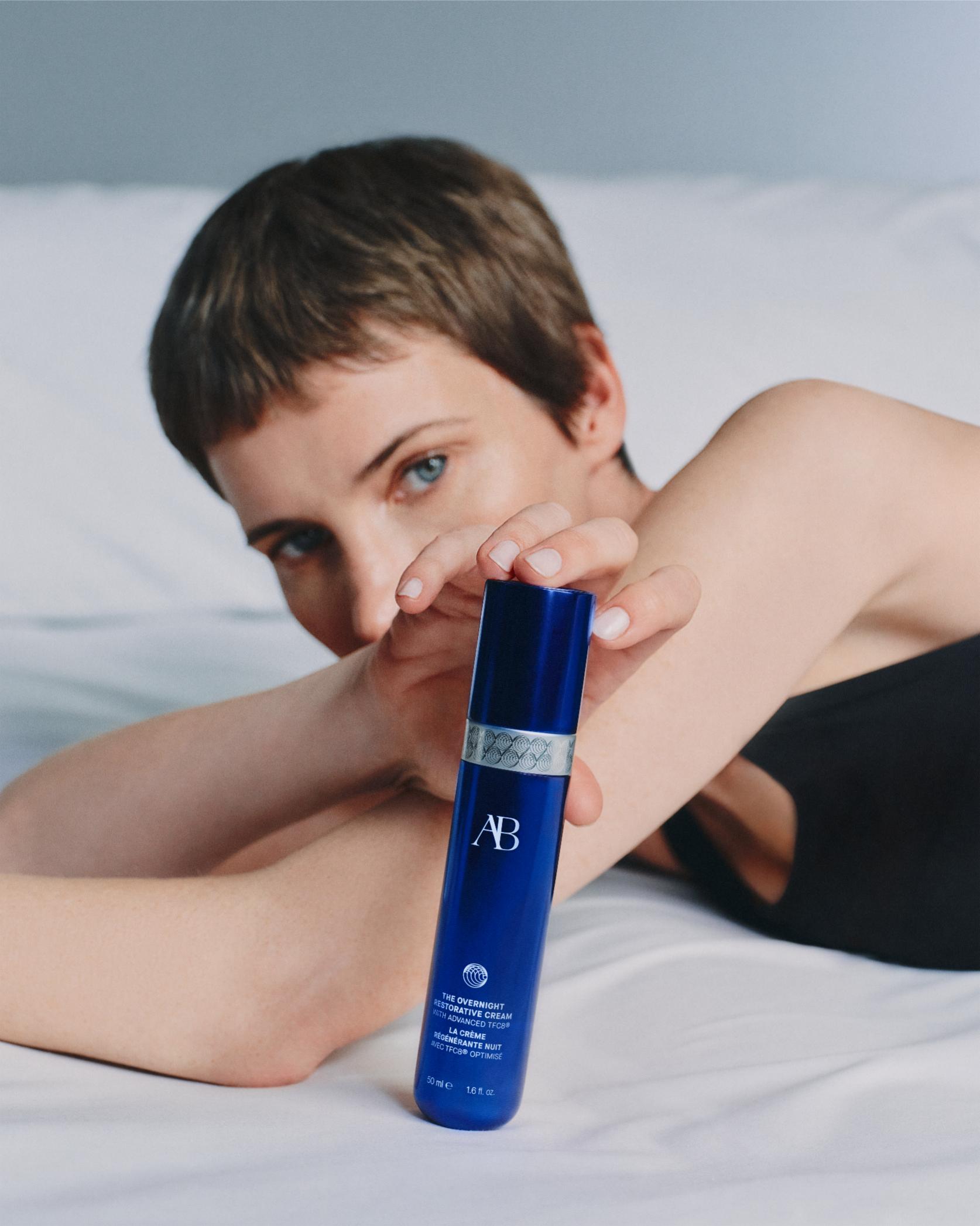 The Overnight Restorative Cream من Augustinus Bader