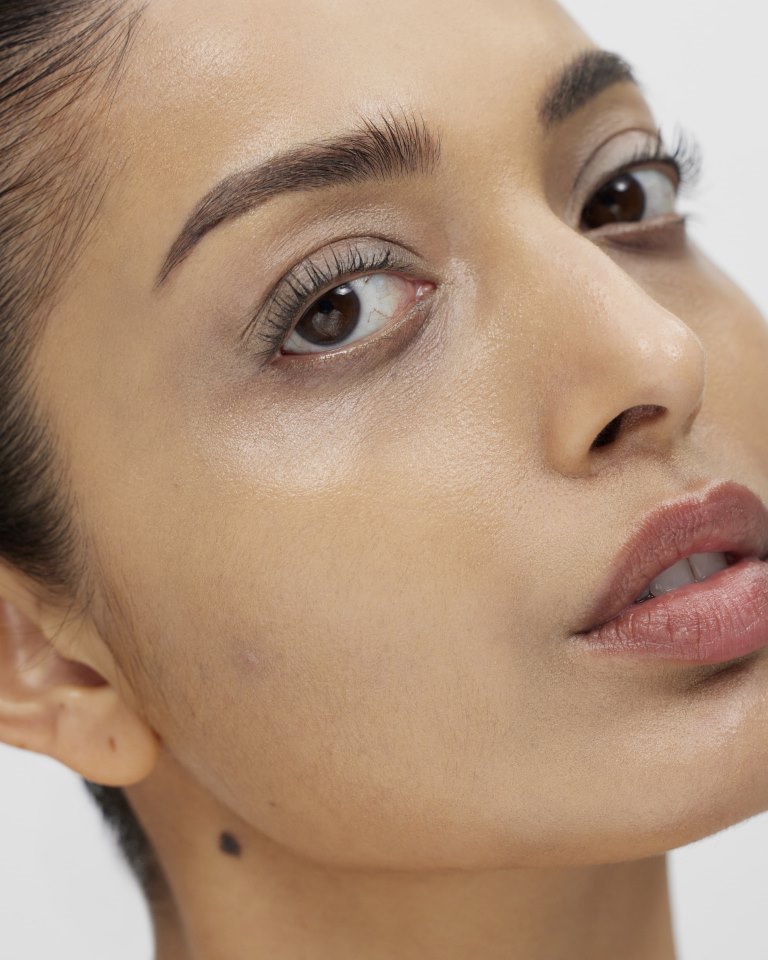 "ريفاي" REFY تطلق  Skin Base أساس بشرة مثالي وسهل