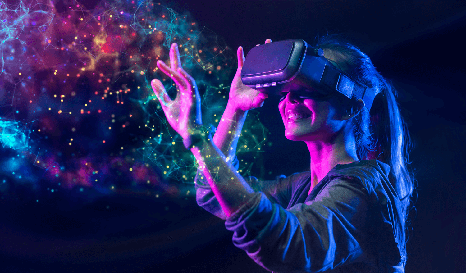 تقنيات الواقع المعزز (AR) والواقع الافتراضي (VR) 