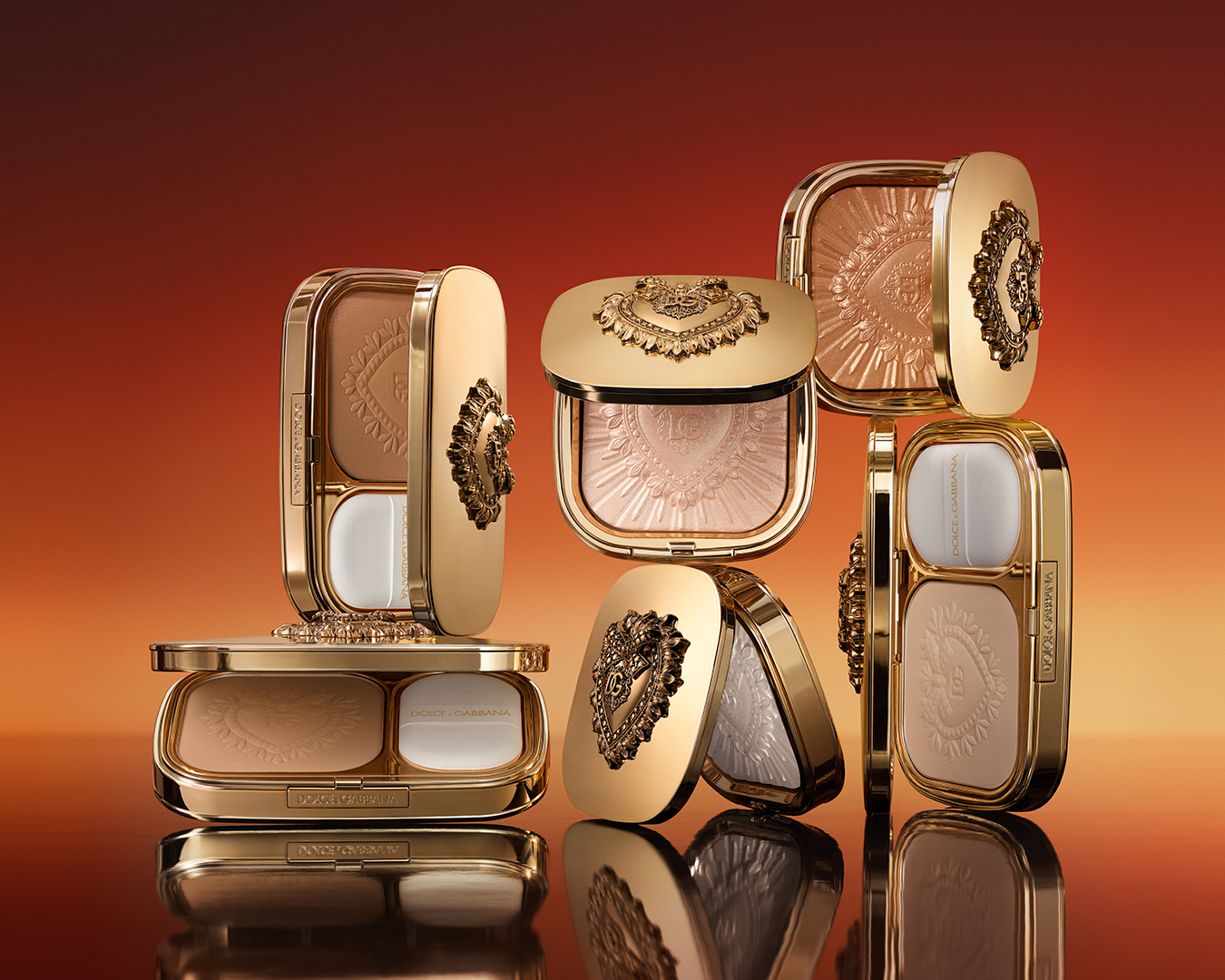 ـ بودرة الأساس Everlast Powder Foundation من Dolce&Gabbana: