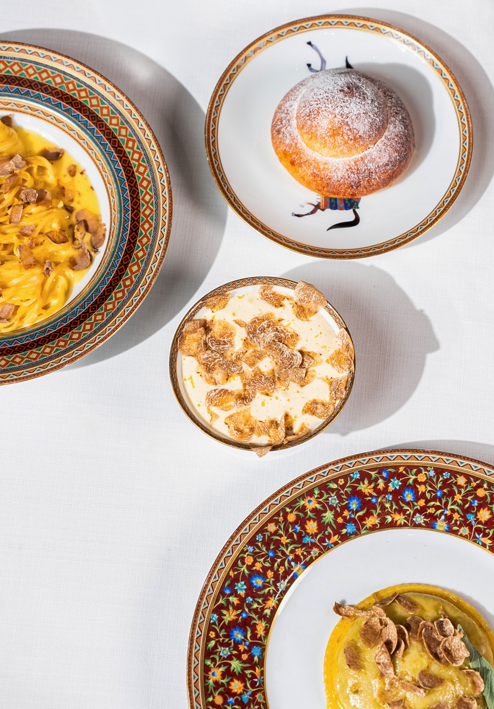 من الكمأة البيضاء إلى تجارب الذكاء الاصطناعي... "زينون دبي" يحتفي بموسم استثنائي من فنون الطهي