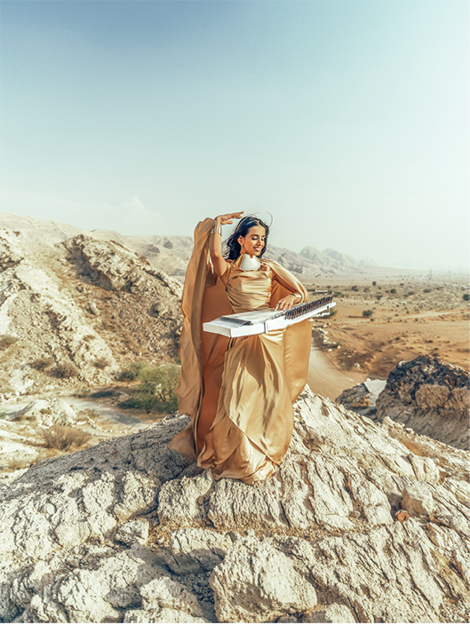 الفنانة نغم الدعبل