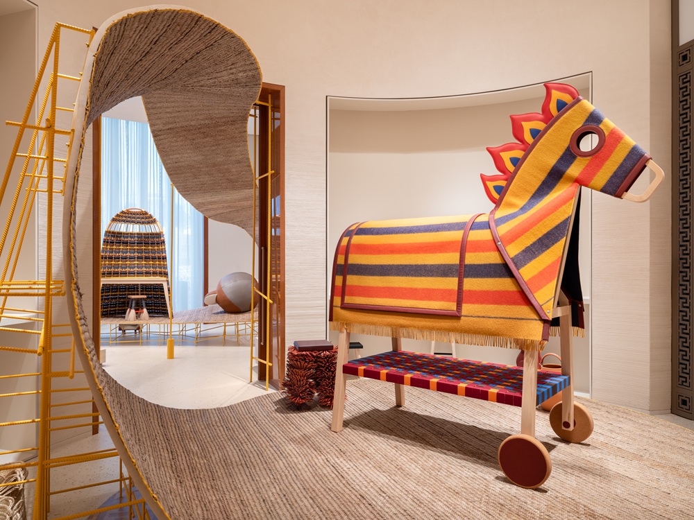 عالم petit h من Hermès يحطّ في دبي