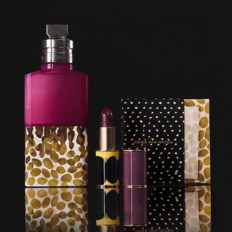 DRIES VAN NOTEN VELVET VIOLET  تقدم عطر من فئة أو دو بارفان