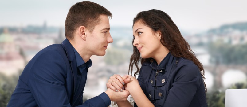 رجل برج الثور في الحب.. كيف يتصرف عندما يحب؟