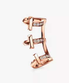 Ear cuff من Tiffany & Co.