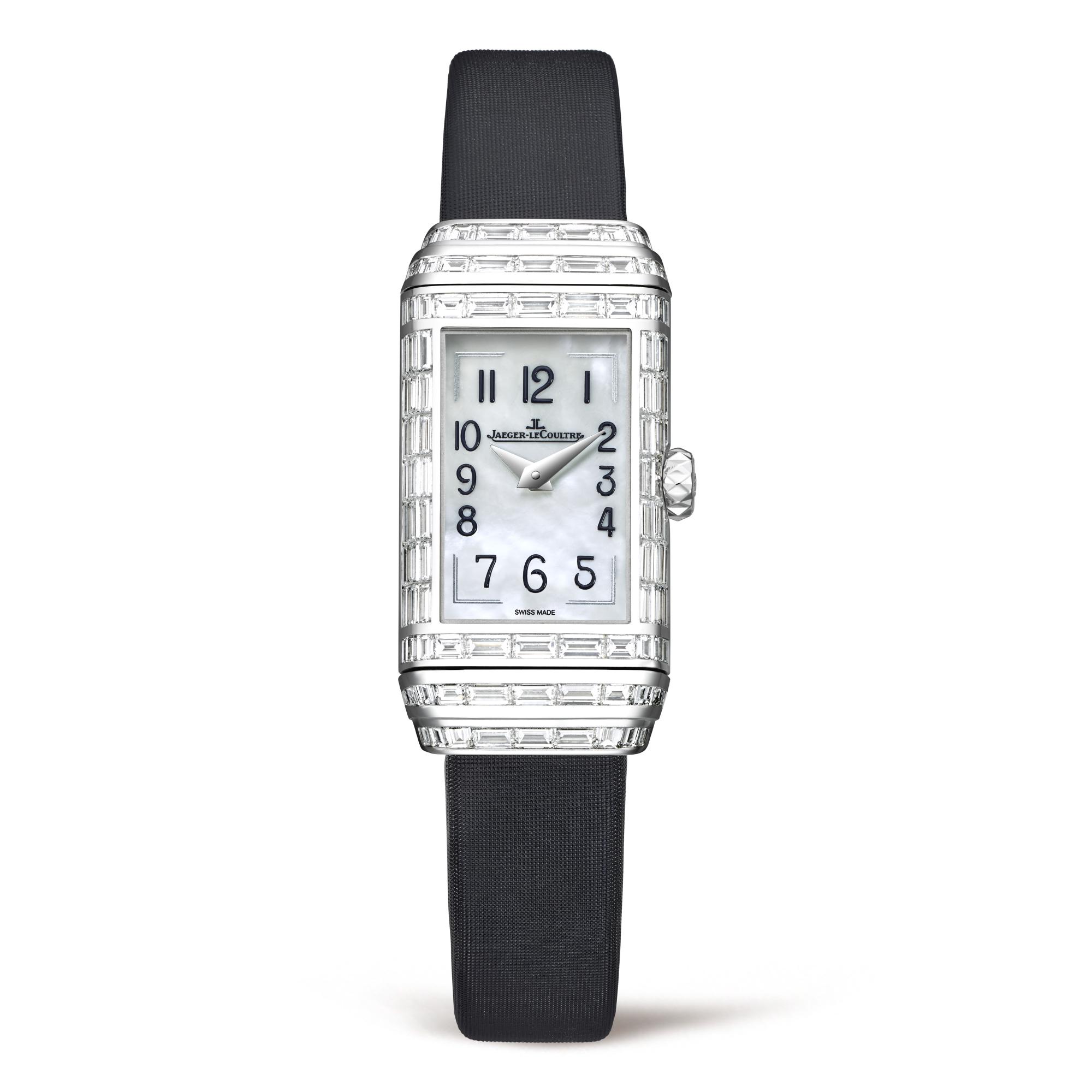 Ego Nwodim لفتت الأنظار بساعة Reverso One Duetto High Jewellery
