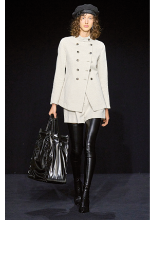 إمبوريو أرماني" EMPORIO ARMANI