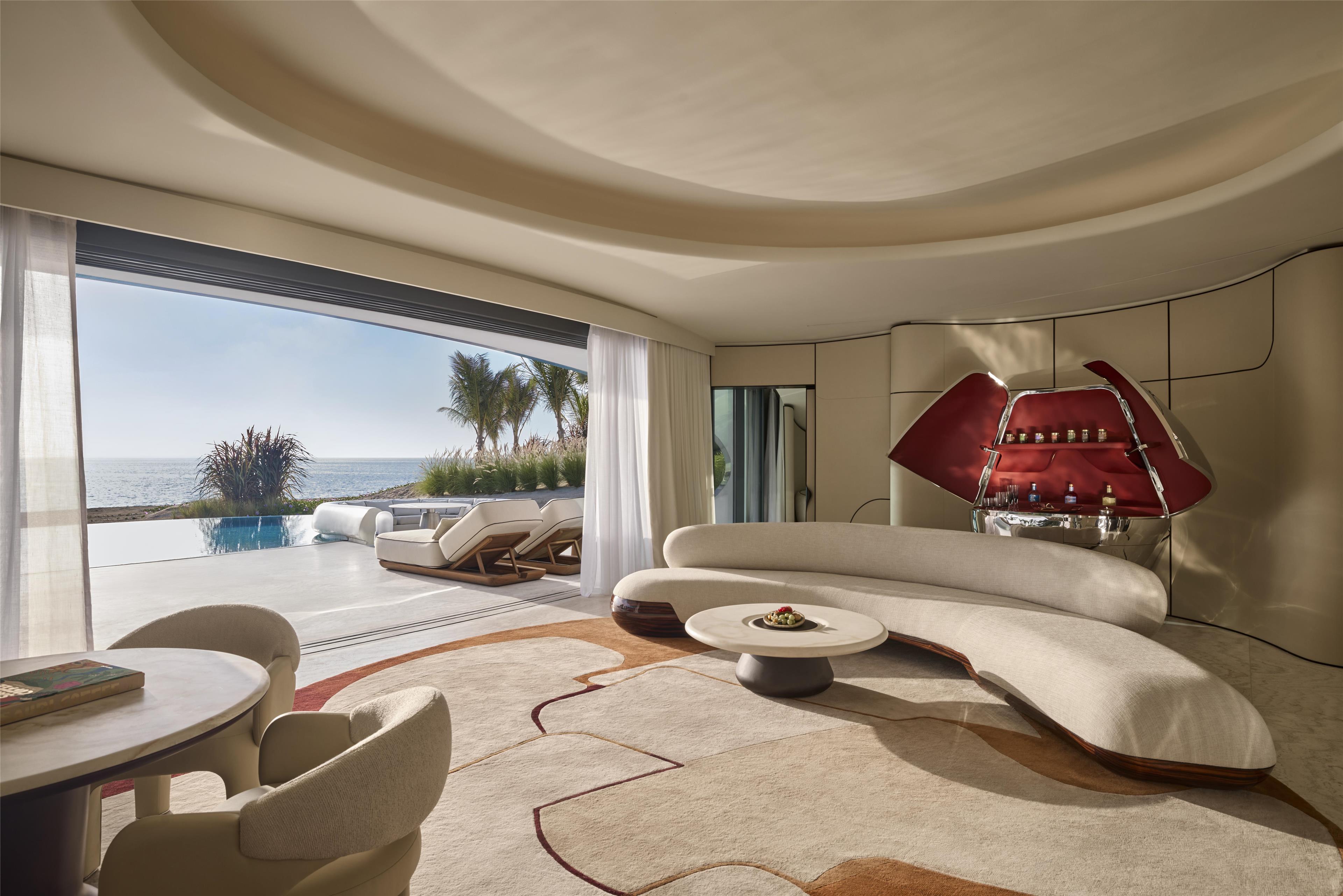 تجارب استثنائية بين البحر والجبل في شيبارة وديزرت روك