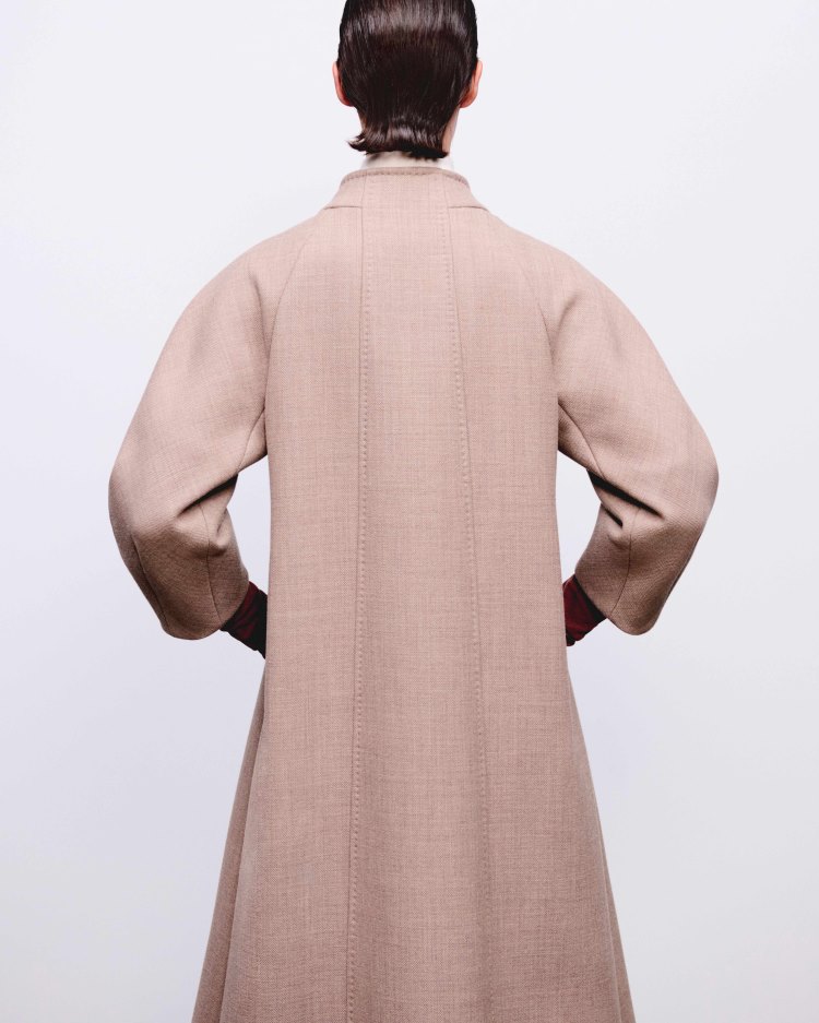 The Architecture Of A Coat من Max Mara خريف – شتاء 26/27