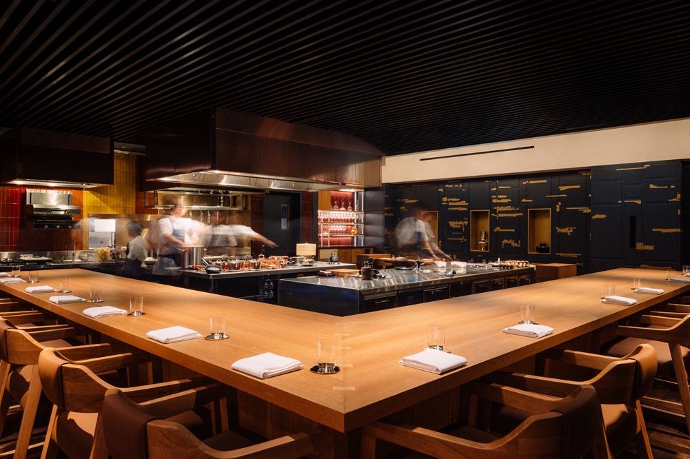 إف زِي إن FZN الفخامة بنبض ياباني أوروبي