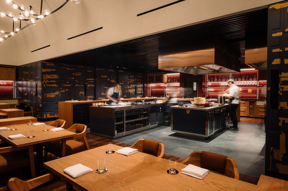 إف زِي إن FZN الفخامة بنبض ياباني أوروبي