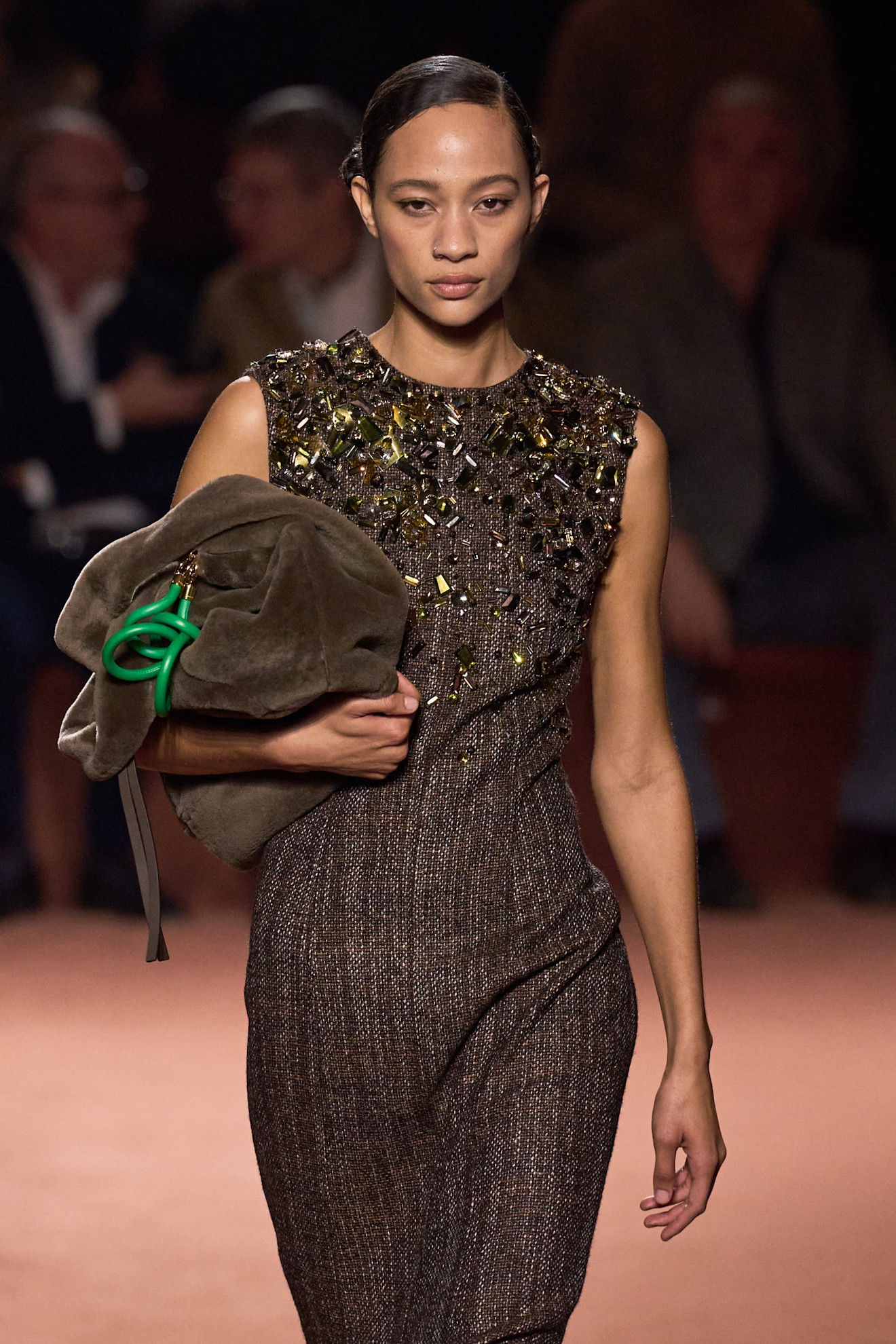 أبرز حقائب شتاء 2025