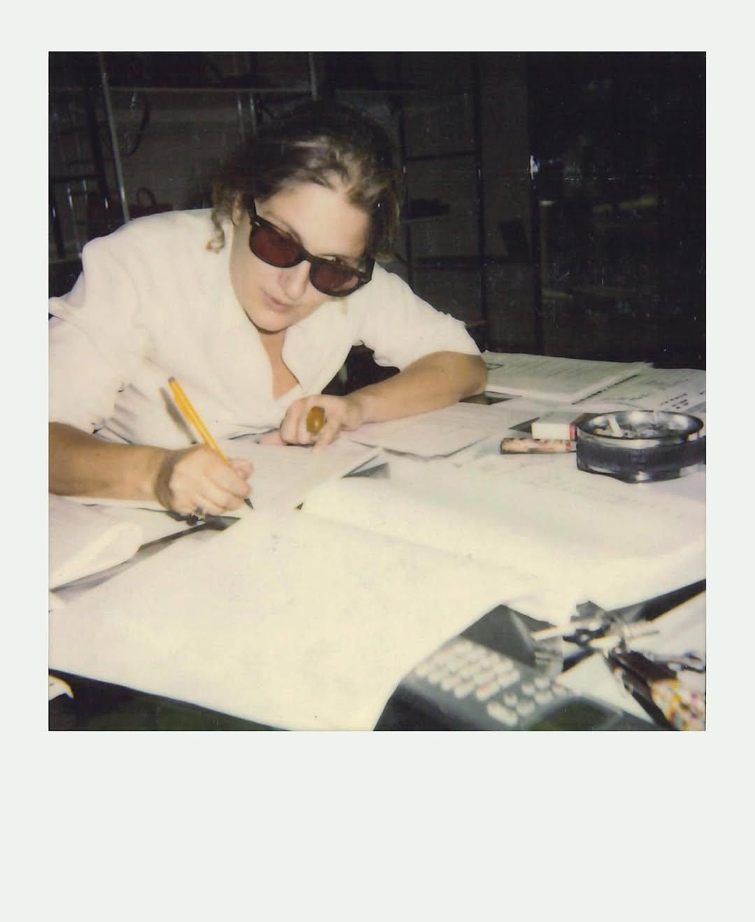 ‏"ماريا غراتسيا كيوري" ‏من مشاغل دار فندي تعود إلى العام 1992‏