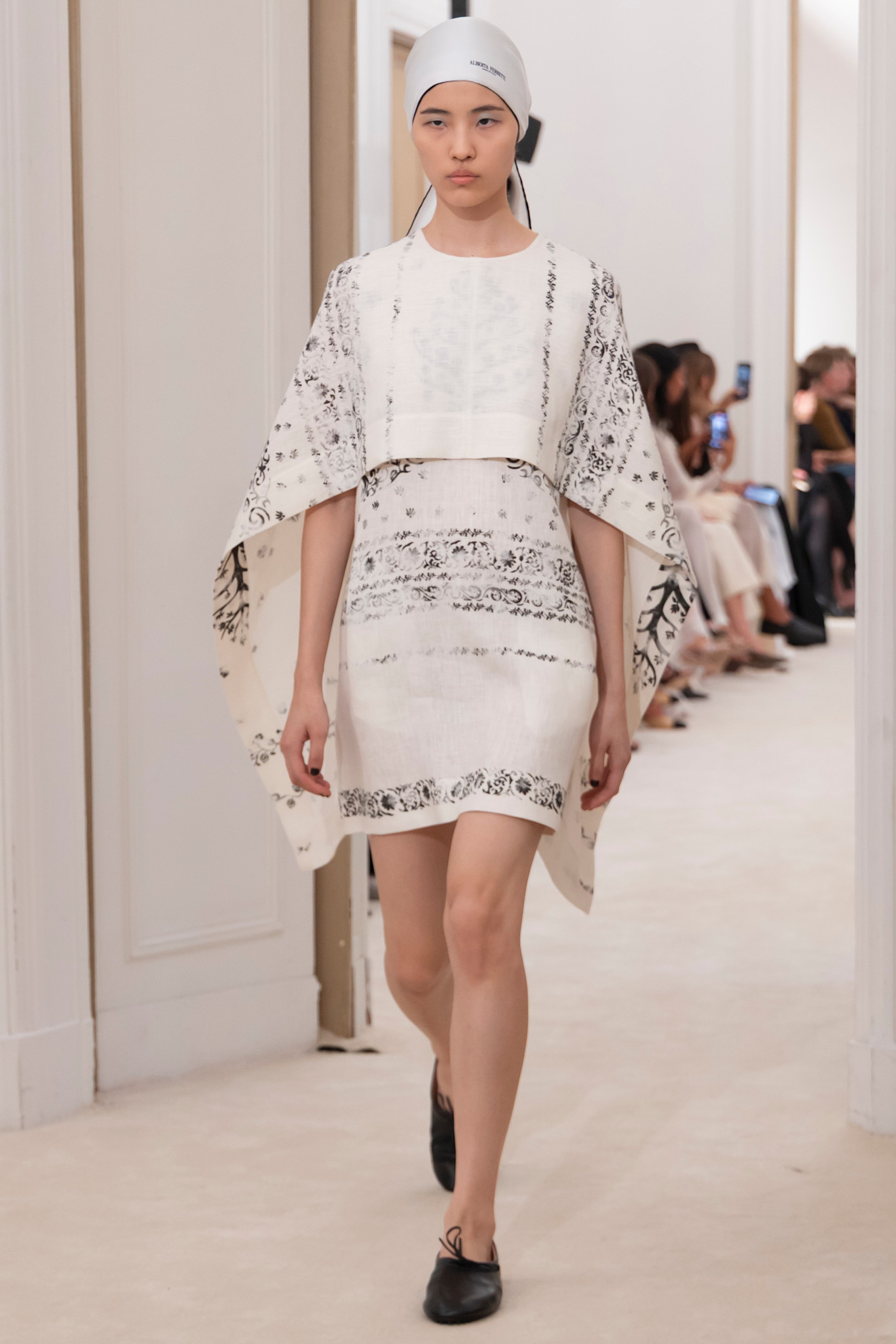 مجموعة Alberta Ferretti لربيع وصيف
