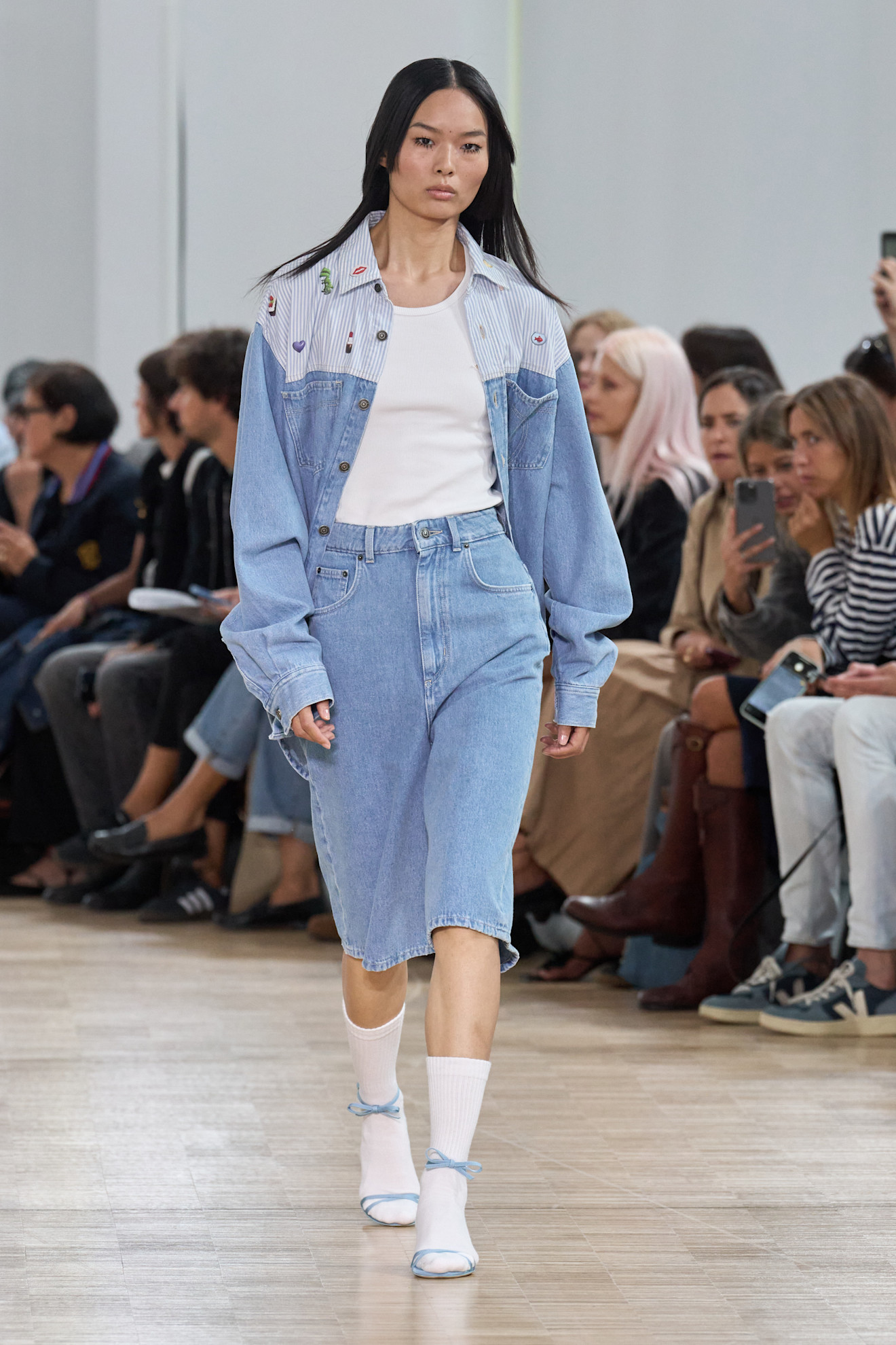 Fiorucci برمودا جينز بتنسيق عصري من