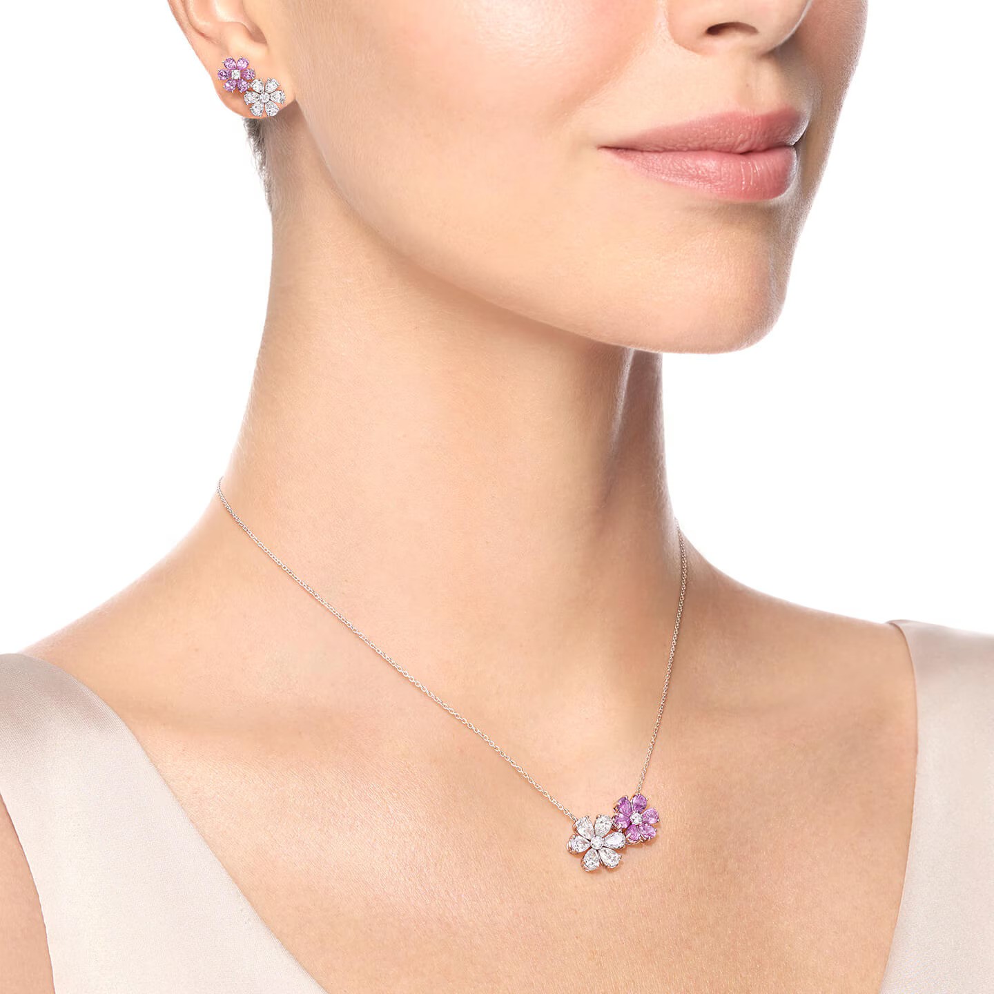 Forget-Me-Not Pink Sapphire and Diamond Twin Pendant من Harry Winston