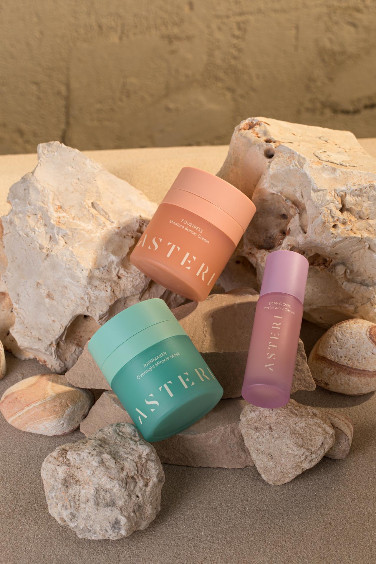 أستيري تطلق أول مجموعة منتجات للعناية بالبشرة