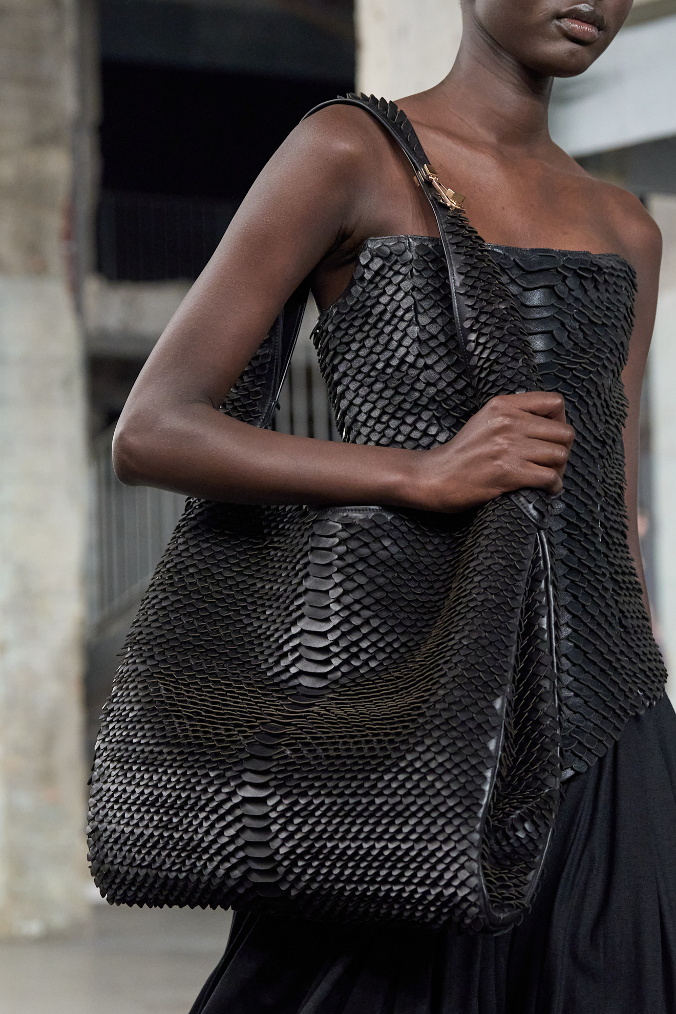 أبرز حقائب خريف وشتاء 2025-2026