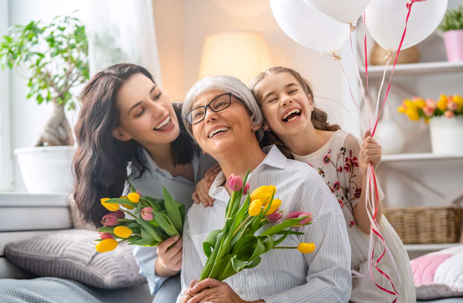 عبارات الحب والتقدير لكروت المعايدة