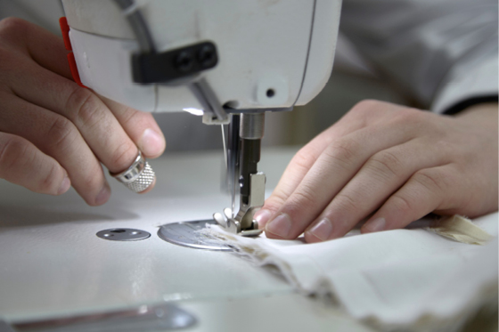 من مشاغل باريس للأزياء الراقية.  تصوير Pierre Crom بواسطة Getty images