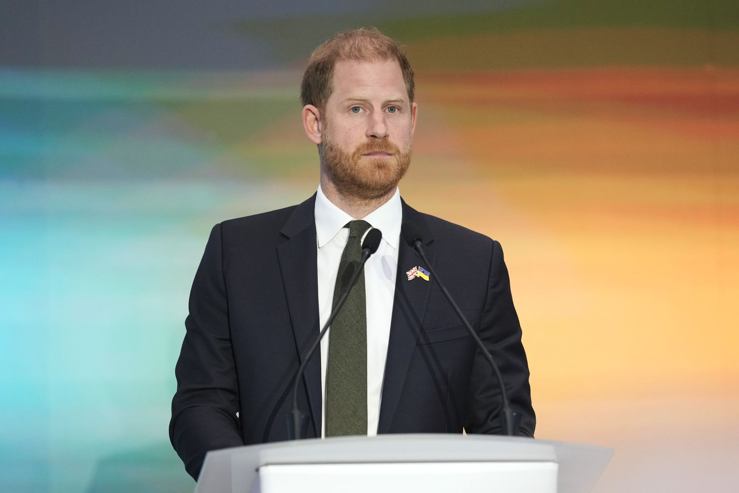 الأمير هاري: كنت ومازلت وسأظل جزءًا من العائلة المالكة