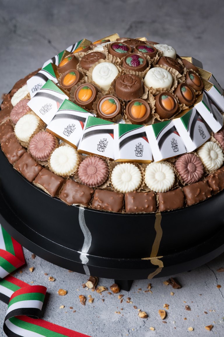 "شوكولاتة غراوي" تحتفل بالعيد الوطني الـ54 للإمارات بمجموعة حصرية