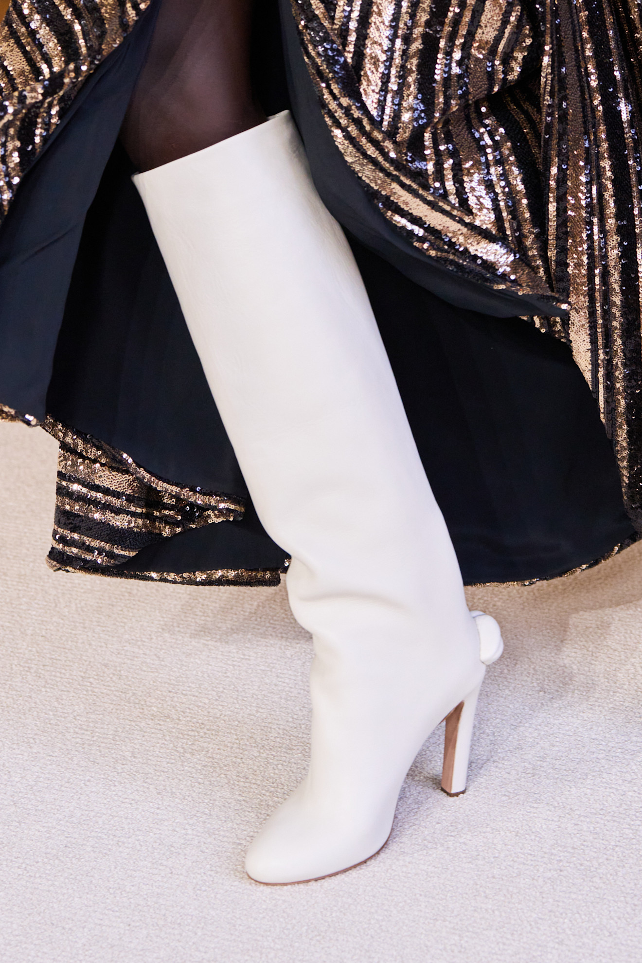 Giambattista Valli البوت الأبيض