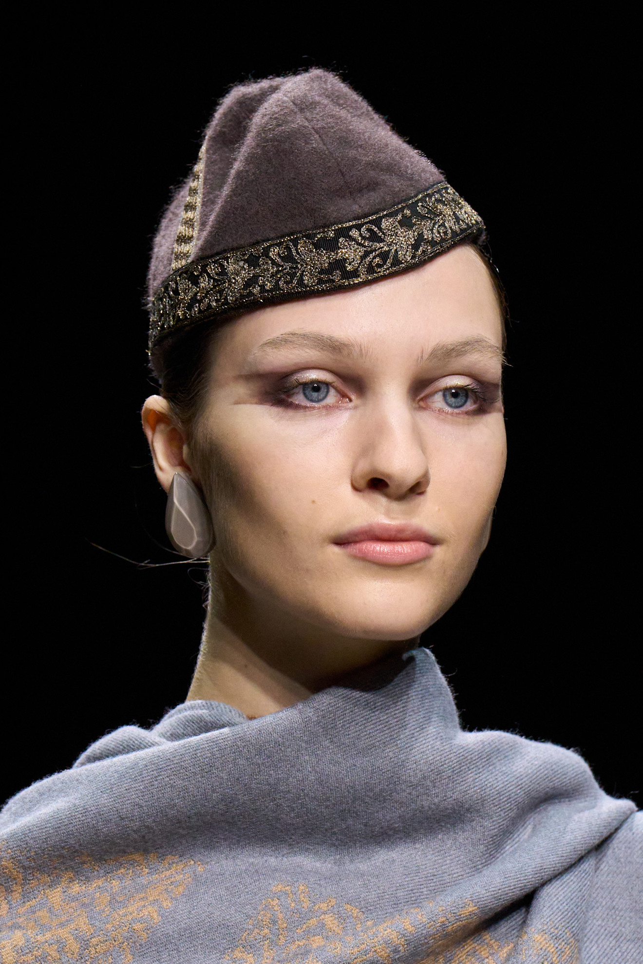 قبعات مميزة من تصميم Giorgio Armani 