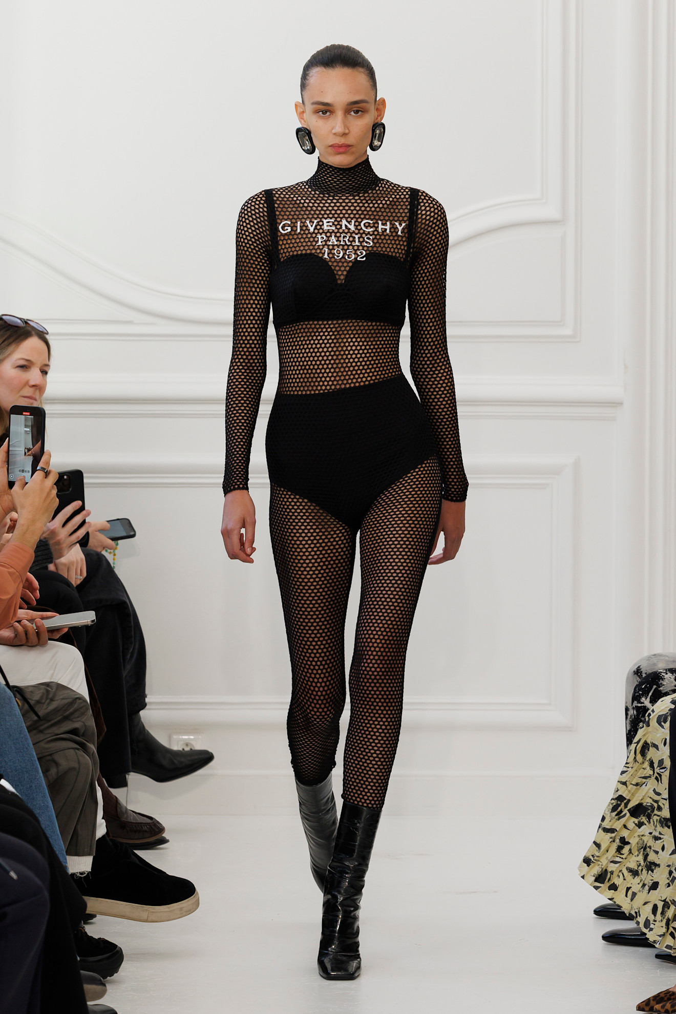 Givenchy خريف و شتاء 2025 للملابس الجاهزة